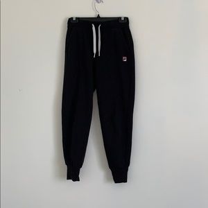 XS BLACK FILA SWEATPANTS WITH WHITE DRAWSTRINGS